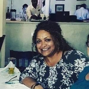 Meet your Posher, Julia